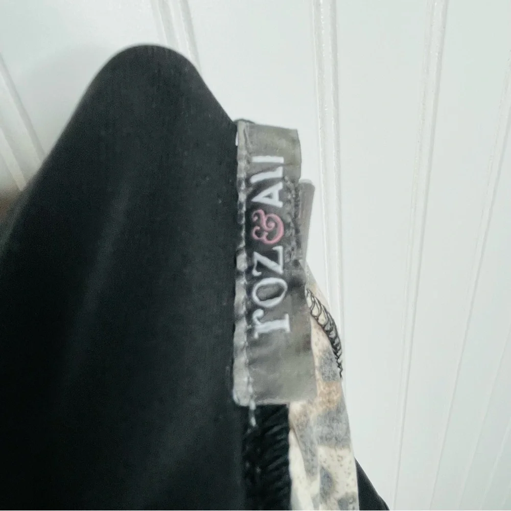 Roz&Ali Leopard Animal Print Maxi Skirt - Picture 6 of 7